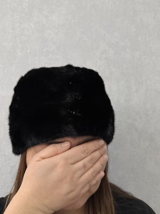 Норковая шапка, натуральный мех, цвет чёрный