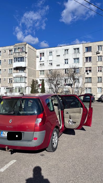 Renault Grand Scenic II (ACCEPT SI VARIANTE)
