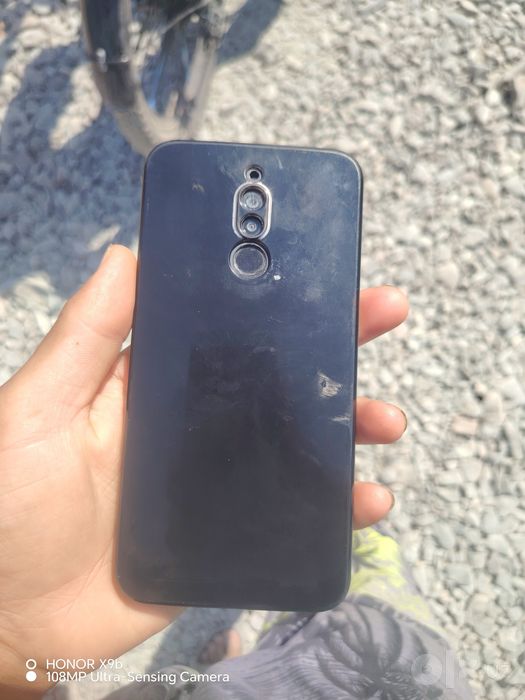Redmi 8 xolati boladi ekran ozgina singan