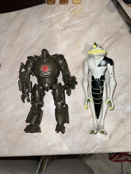 IronMan si Rapjaws