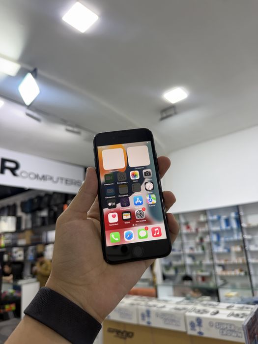 iPhone 7 32gb срочни сотилади