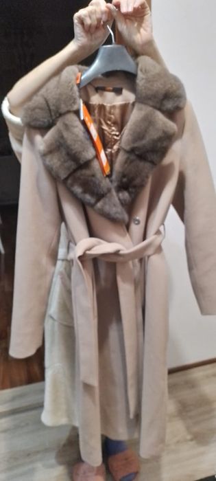 Продам новое пальто