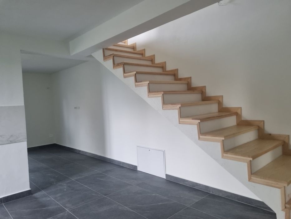 Duplex de vanzare