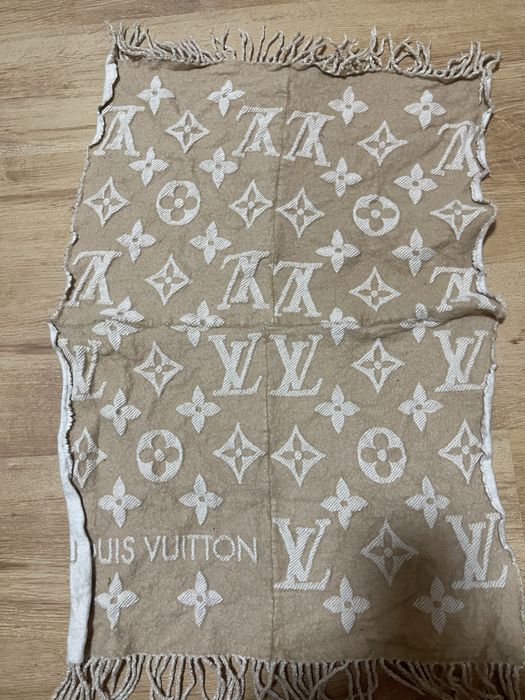 Esarfa louiss vuitton
