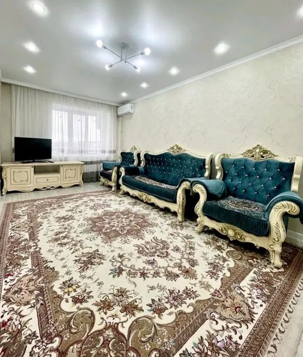 Сдам 2 комн квартиру на Батыс 2