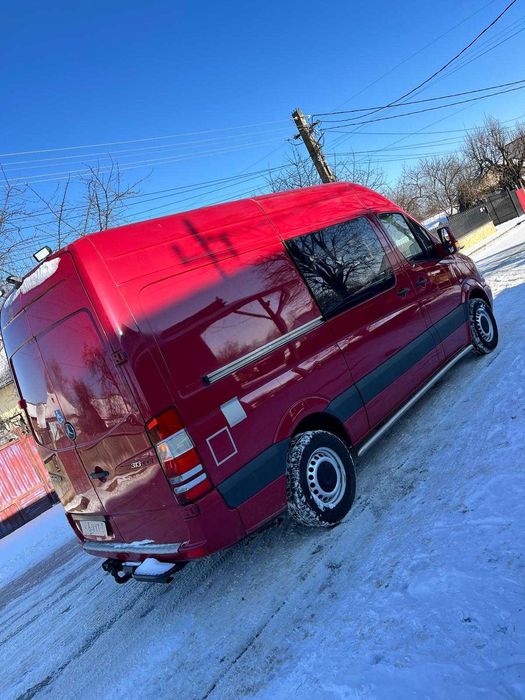 Vand Mercedes-Benz Sprinter cu 7 locuri .2.2  130 cp an 2012