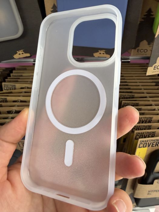 iPhone 16 Pro,iPhone 16 Pro Max матиран силикон с MAGSAFE