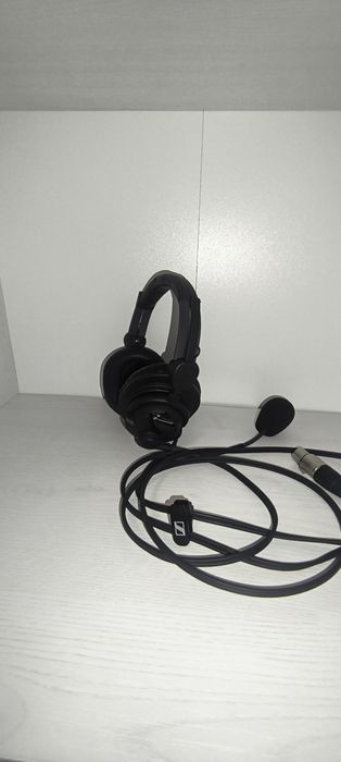 Căști profesionale pentru broadcast Sennheiser HMD 27( Pioneer, Akg)