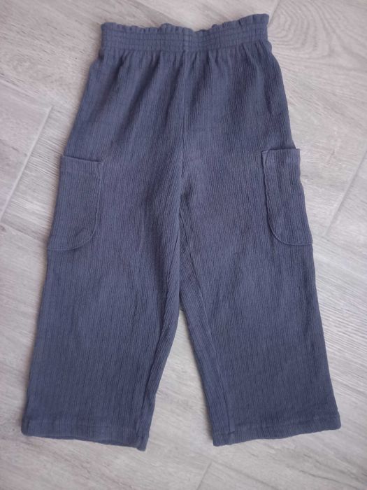 Pantaloni zara marimea 3-4 ani