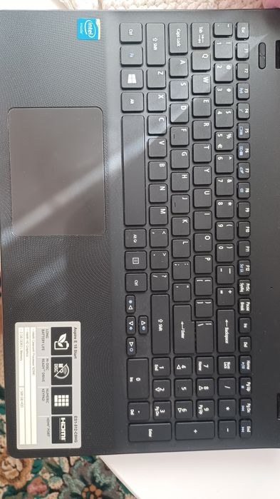 Vând laptop acer și imprimanta Canon