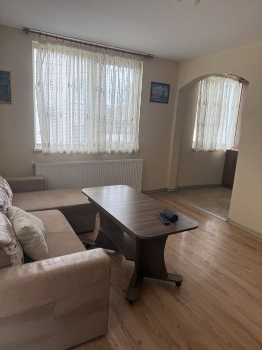 Дава се под наем Двустаен апартамент в Разград, Варош - 55 кв.м за 278.97 € - Снимка #1