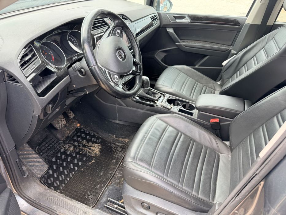 Vw Touran (5T1) 2.0 TDi BlueMotion двигател DFGA, ск. кутия DSG SGG, R line, 150 кс., 7 местен, 172000 км., 2018 г., euro 6B, Фолксваген Туран