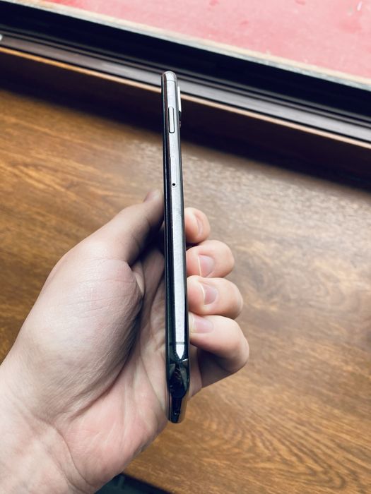 iPhone Xs Max 256GB Dual sim sotladi