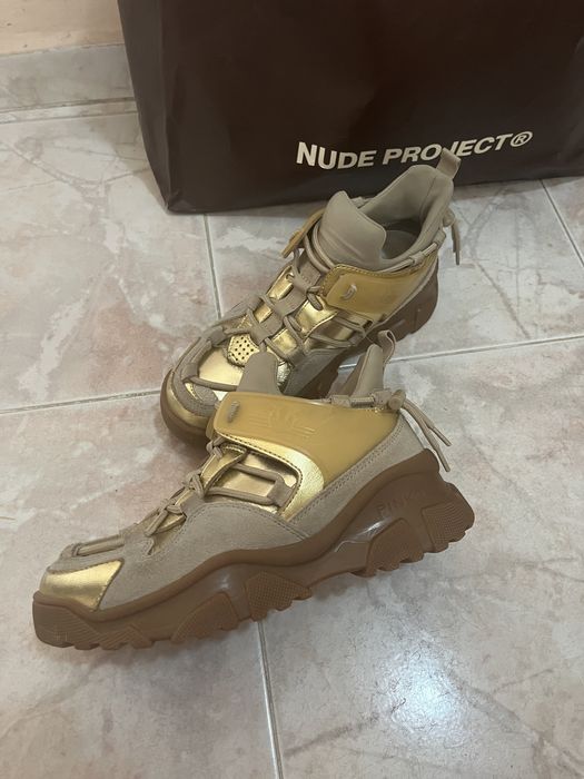 Сникърси Pinko