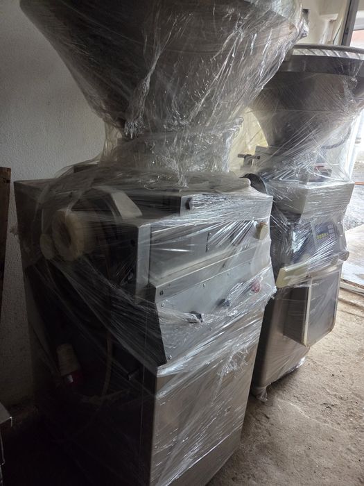 Srit umplut carnati,masina salam cu vid,sprita