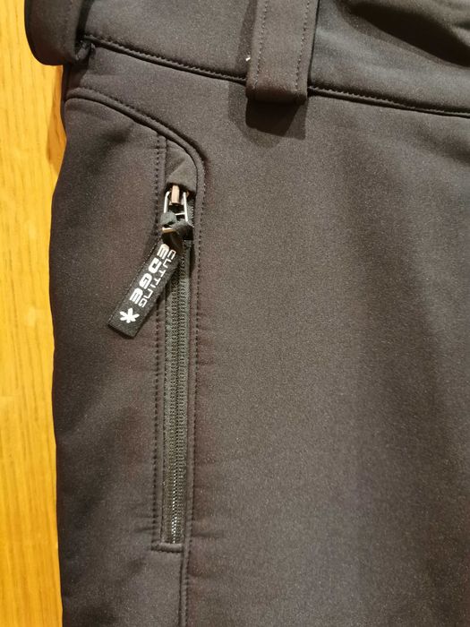 Долнище за ски и сноуборд.Ново-размер 42