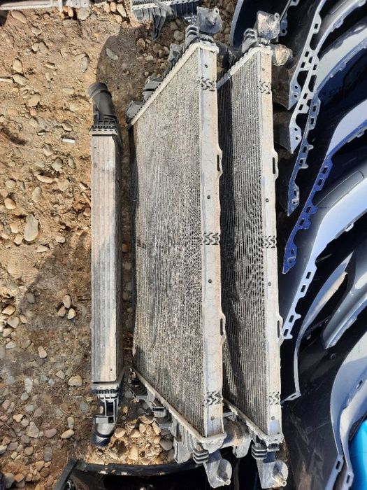 Radiator apa/Intercooler AC Audi A4 A5 2.0 TDI