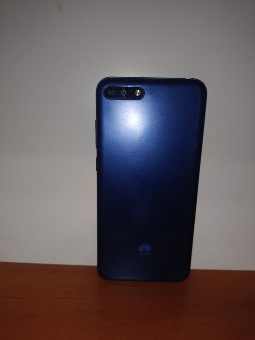 Huawei Y6 с две сим карти .