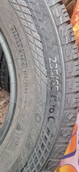 2 Anvelope Continental 235 65 R16C . M+S . Dot 2025