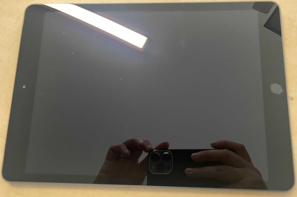 Apple iPad 10.2-inch 32GB (generatia 7, wifi si cellular)
