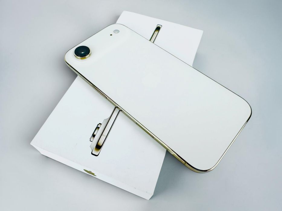 Apple iPhone Air 256GB Gold 100% Батерия!