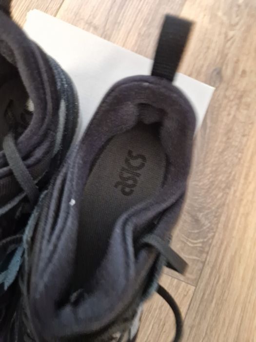 Ghete Asics Tiger