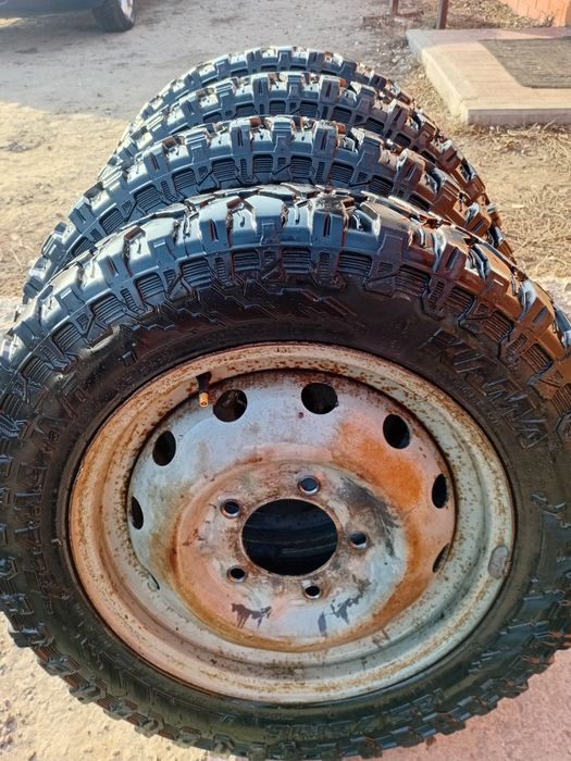 Продам грязевую резину