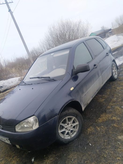 Продам машину лада калина