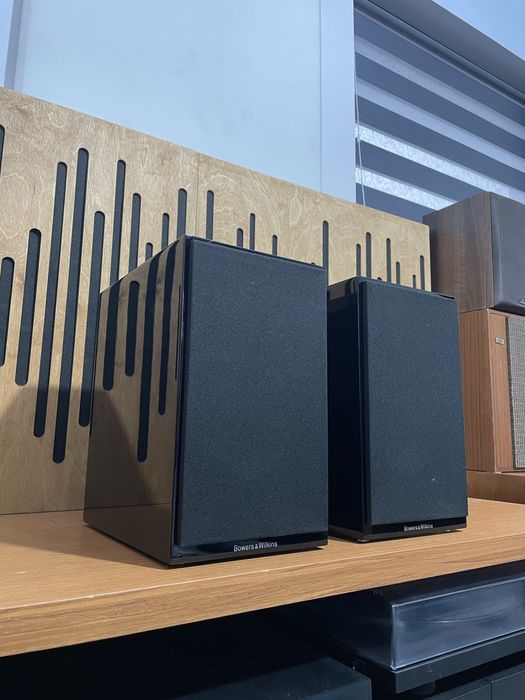 Boxe bower wilkins 707 s2