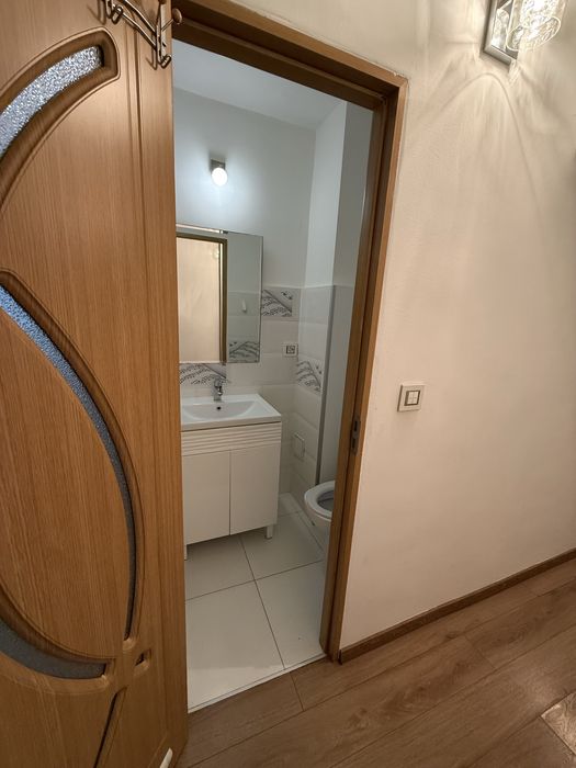 Apartament 3 camere decomandat, etaj 1, zona Decebal – str. Sovata