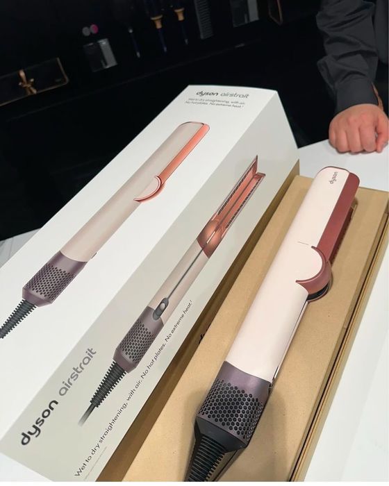 Dyson Airstrait — выпрямитель для волос