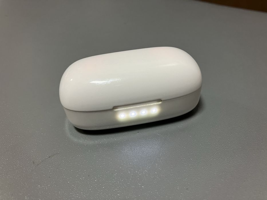 Amazon basic блутут слушалки.