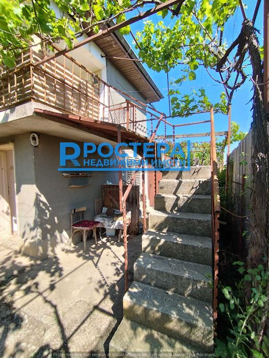 Вила с Ток, Вода, Кладенец! Местност Драката,  200м. от Главен Път