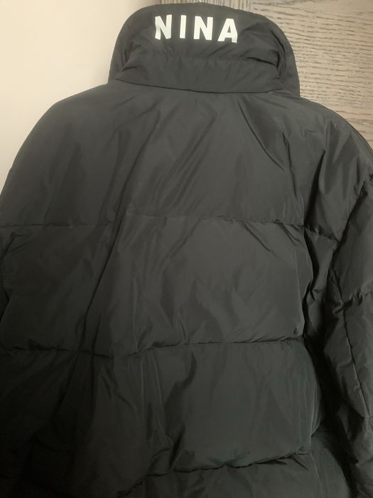 Днес 120 евро! Nina Ricci оригинално дамско пухено яке