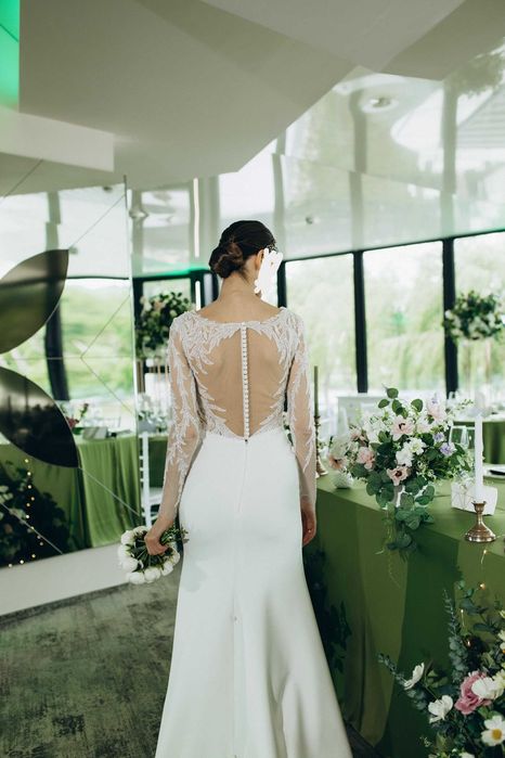 Rochie de mireasa cu broderie cusuta manual