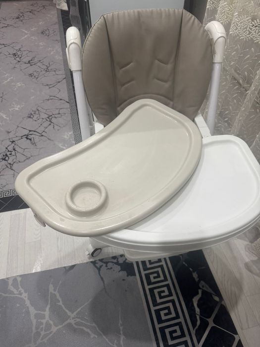 Продам стульчик для кормления
