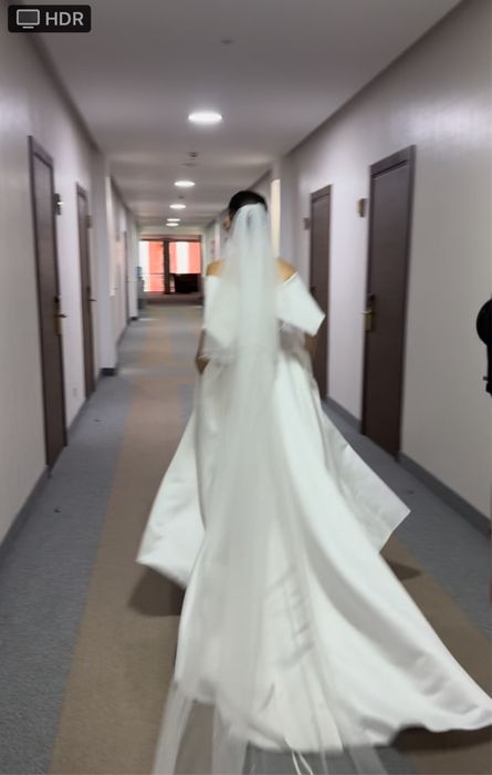 Свадебное платье