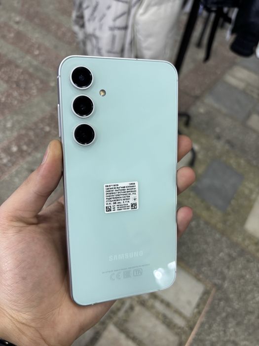 Samsung S23 FE 128гб