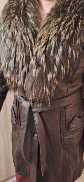 Продам куртку кожанную