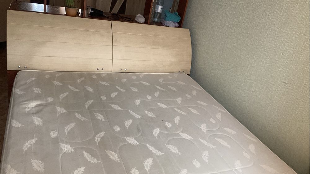 Продам кровать в хорошем состоянии