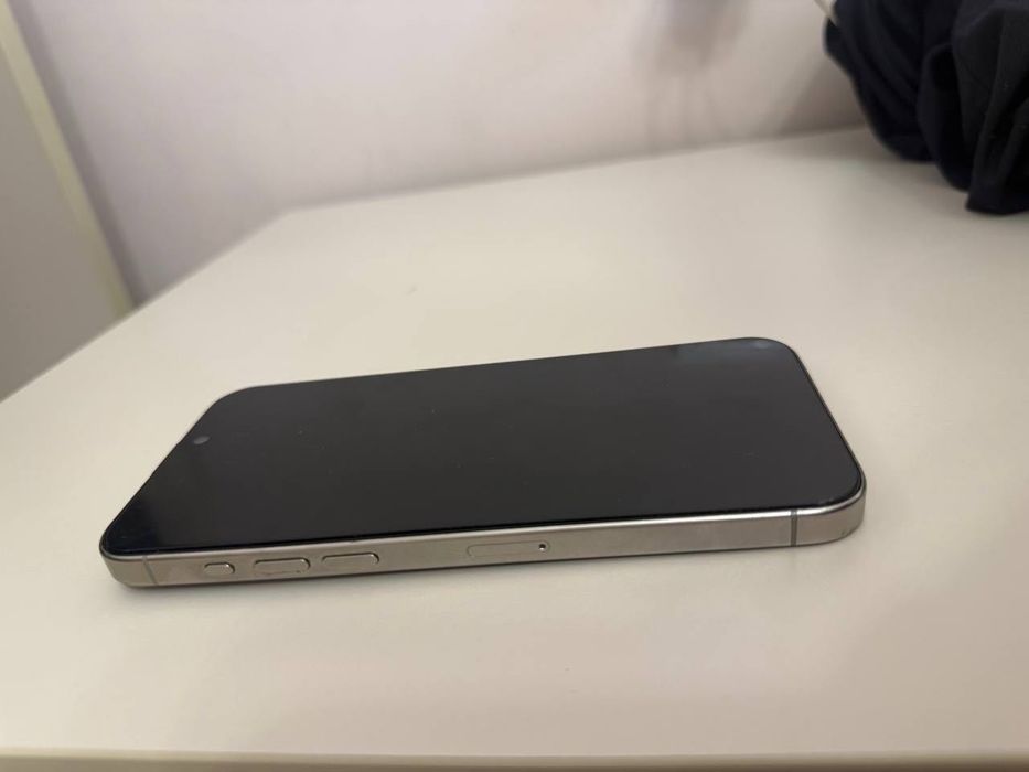 Продам IPhone 15 Promax 1tb