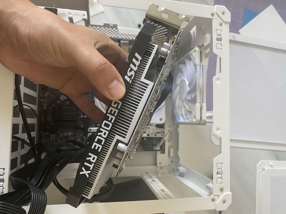 Системник core i3 13100f+16gb