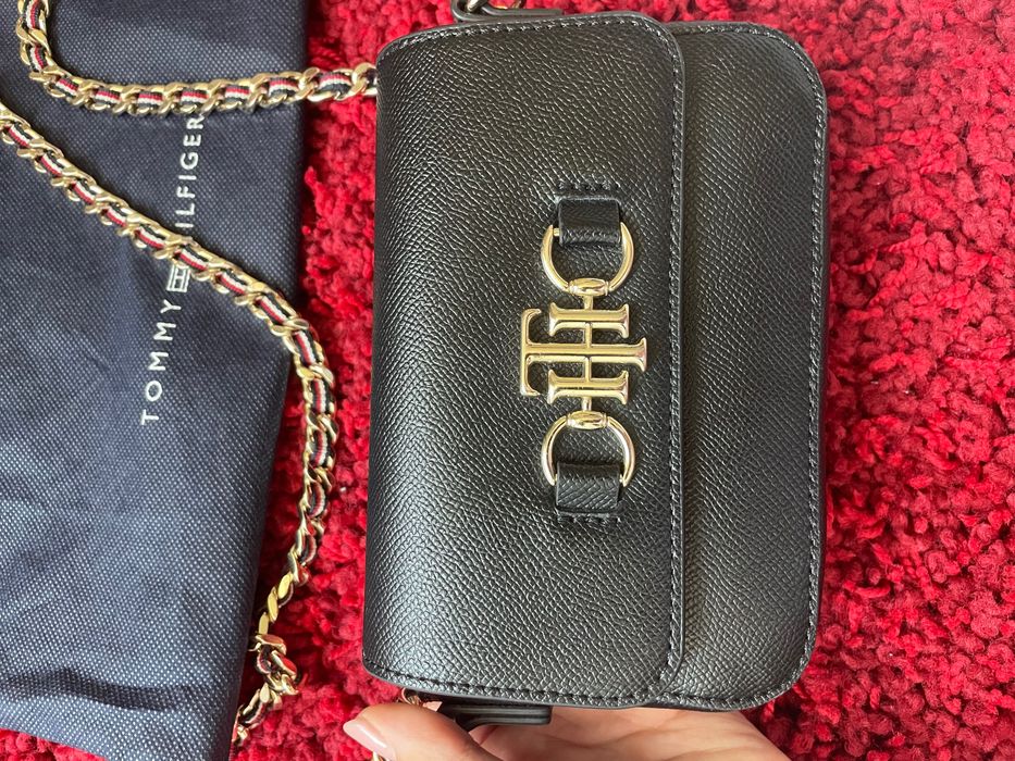 Дамска чанта Tommy Hilfiger