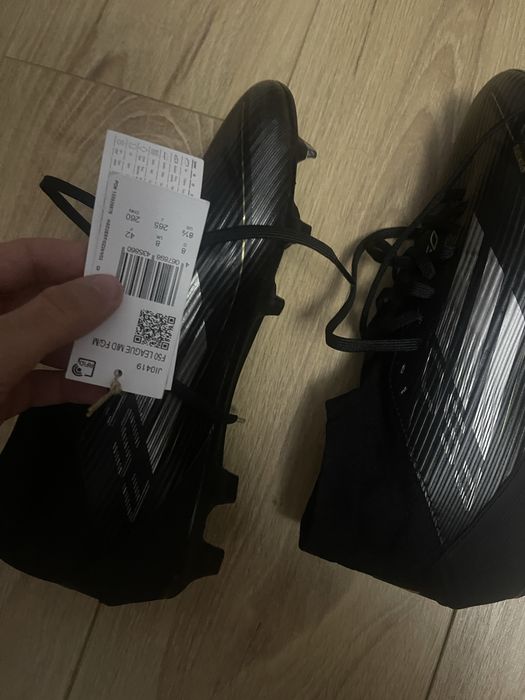 Ghete de fotbal f50