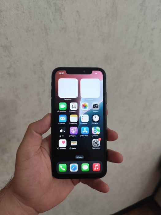 Айфон 11 64гб iPhone