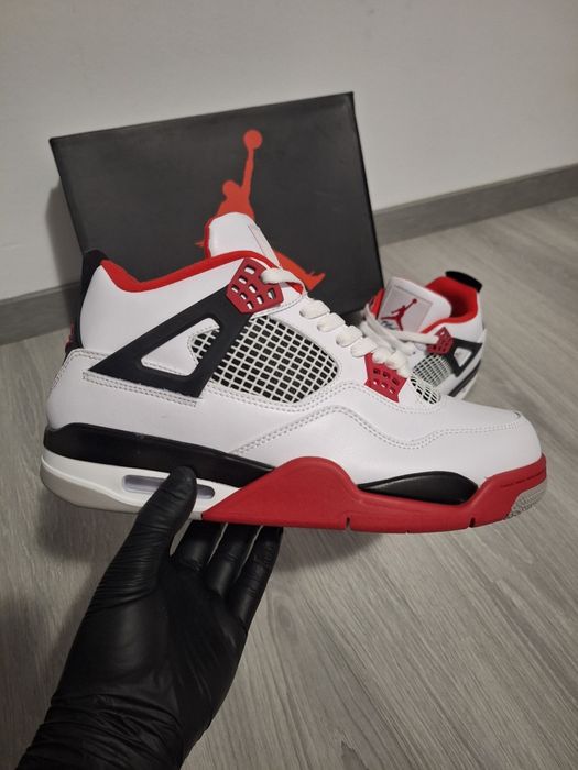 Jordan 4 Fire Red