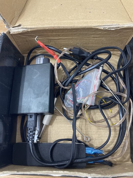 Vând! Aparat de făcut tatuaje