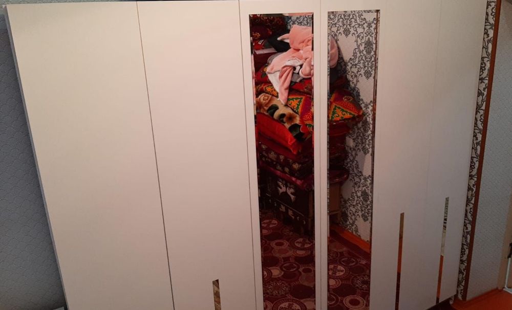 Спальный гарнитур