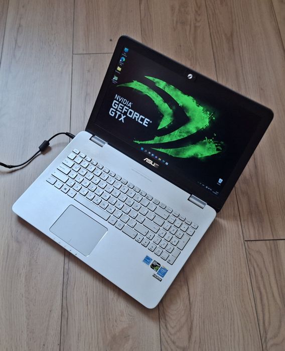 15.6' IPS Asus N551 Core i7-4720HQ/12GB/NVIDIA GTX 950 2GB GDDR5/256GB SSD