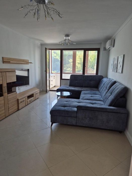 Дава се под наем Тристаен апартамент в София, Овча купел - 100 кв.м за 950 € - Снимка #1